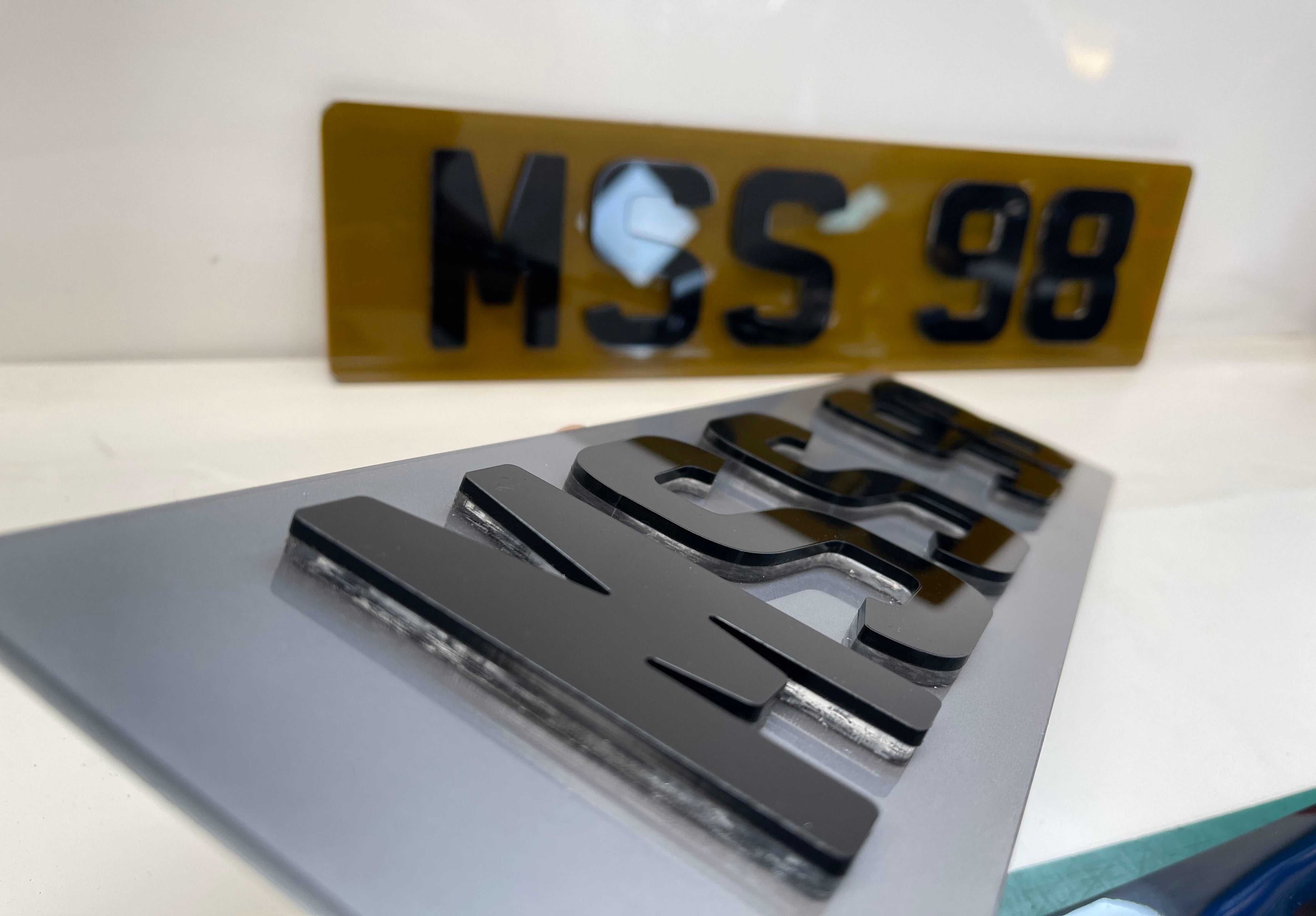 Crystal 4D number plate